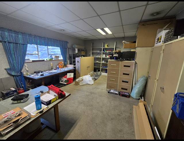 600M² WORKSHOP FOR SALE IN ACTIVIA PARK
